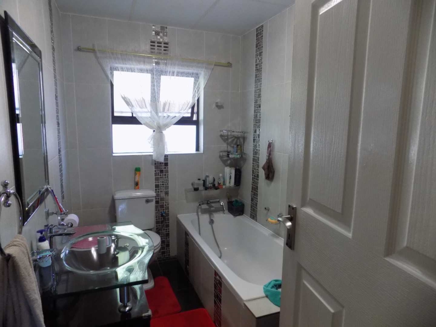 4 Bedroom Property for Sale in Fauna Free State